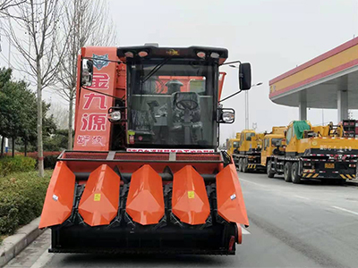 玉米莖穗兼收機(jī)